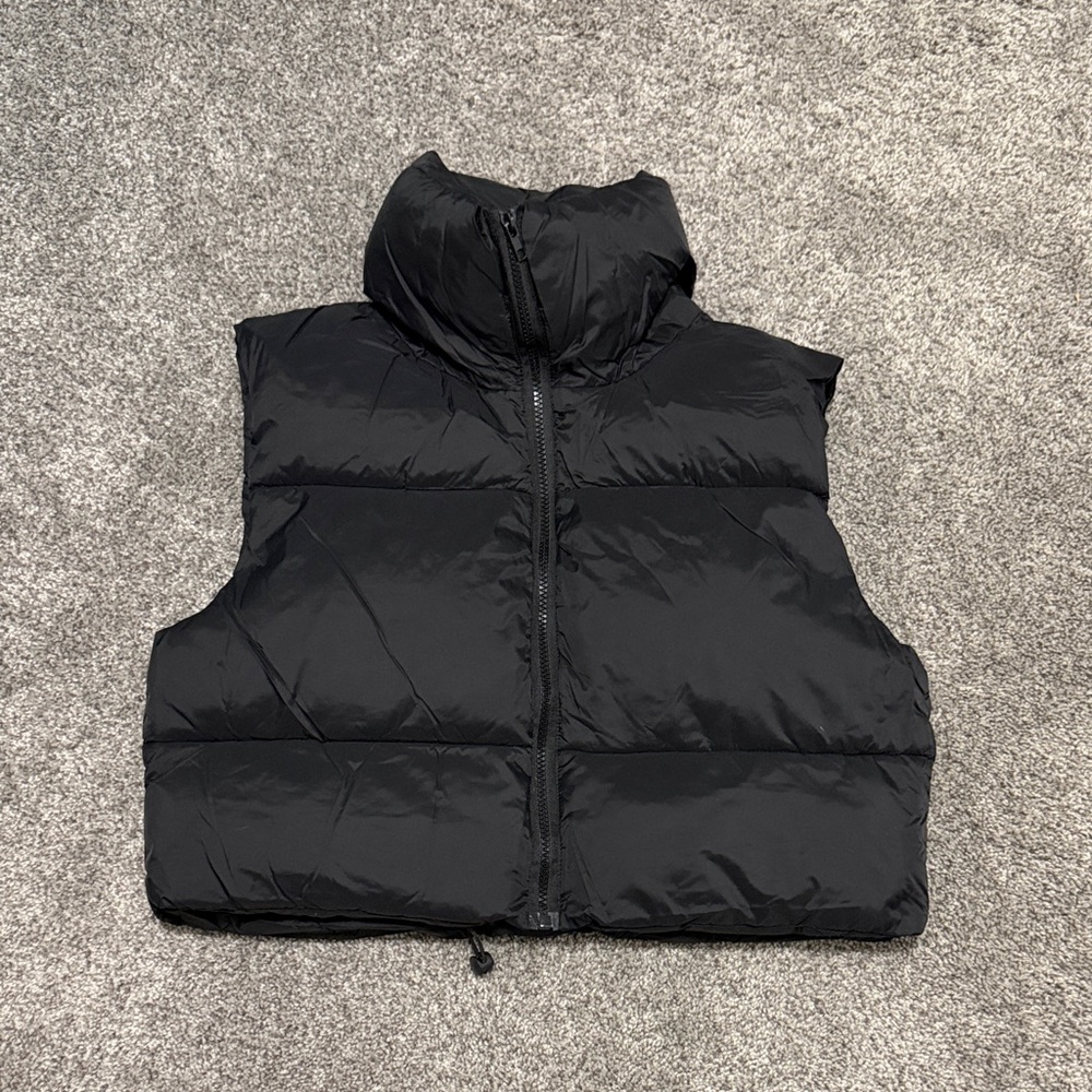 Amazon Women's Black Puffer Vest